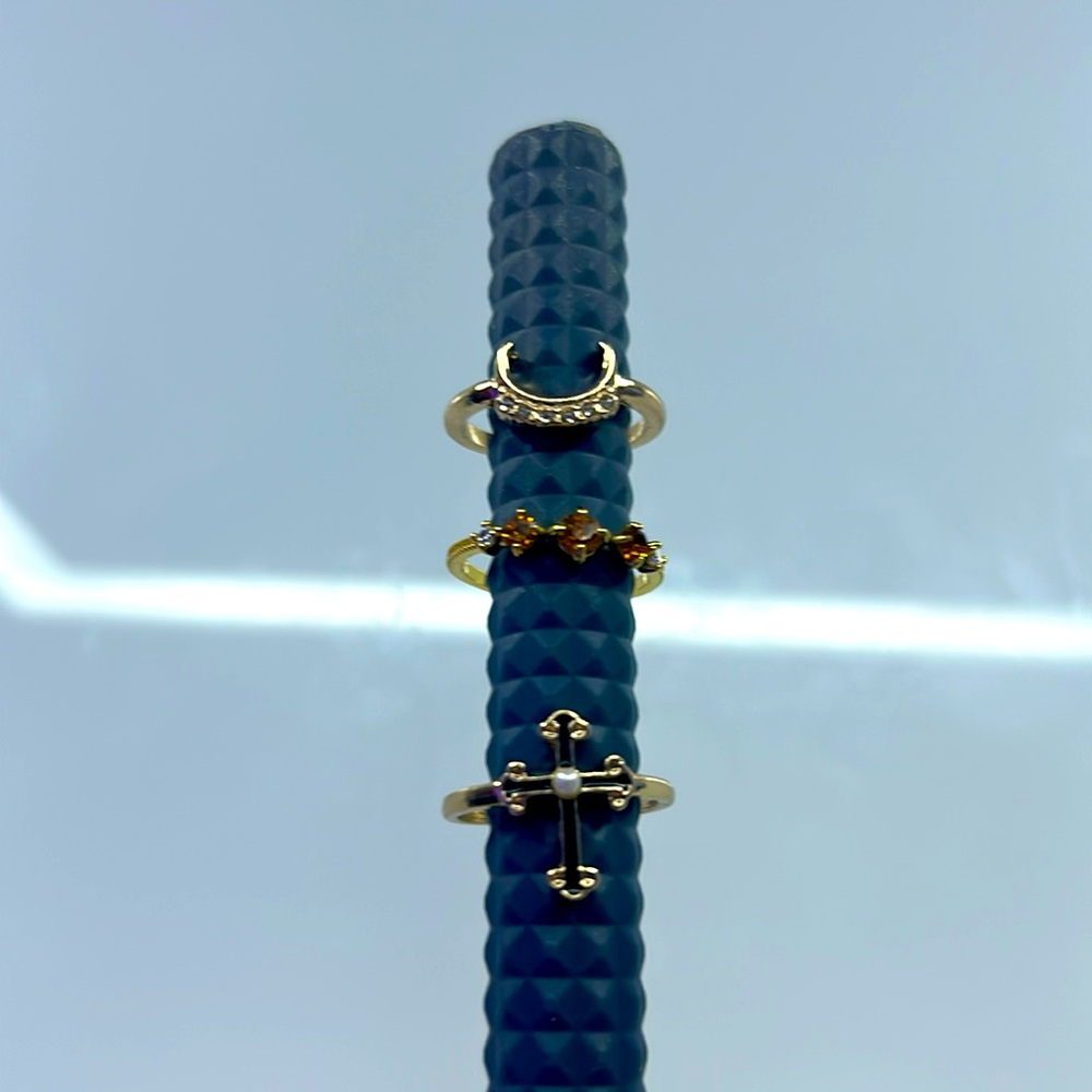 Gold ring set